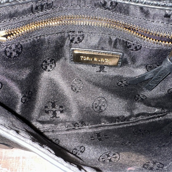Gently loved Tory Burch Britten Convertible Clutch
Crossbody - Picture 3 of 5